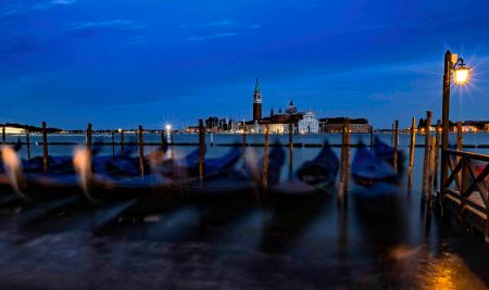 _E7A6509 Gondolas at Blue Hour in Venice web ready